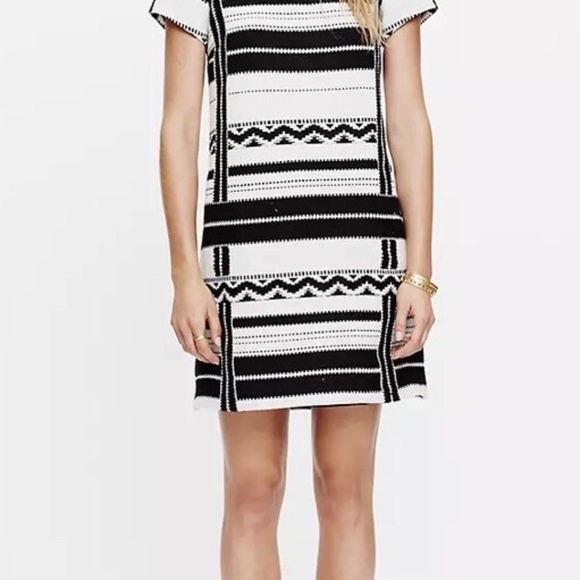 MADEWELL‎ Short Sleeve Tribal Leather Trim Shift Dress 0 - Picture 10 of 10